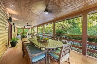Secluded Mountain Lodge w King Beds Game Room Hot Tub Firepit 2 miles to Helen,GA - Sautee Nacoochee - 8