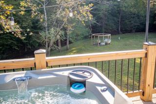 Hot Tub - Fire Pit - River - State Park - King Bed - 9