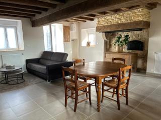 Maison de campagne rénovée - Montaron - 9
