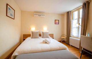 Hôtel du Centre - Le restaurant - 4