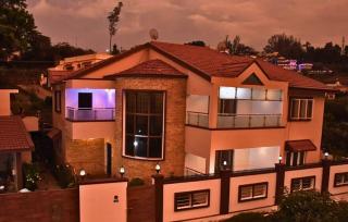 Rail Ridge Luxury Villa Golden Chariot - Ooty - 0