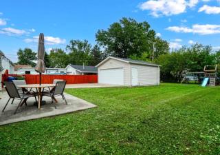 Modern 3Bed Home Near CLE With Private Backyard - 6