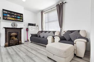 Bromley Serviced Apartments - Beckenham Place Park - London - 2 Bed House - Free Parking - 2 Beds 1 Sofabed - London - 2