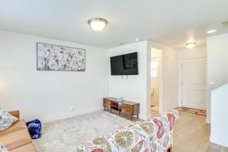 9 Mi to Downtown SLC Peaceful Home with Pool Access - North Salt Lake - 6