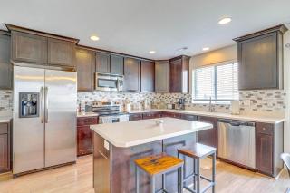 9 Mi to Downtown SLC Peaceful Home with Pool Access - North Salt Lake - 4
