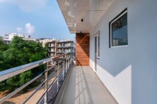 Wandr Hotel Medicity Gurugram, Near Medanta Hospital - Gurgaon - 3