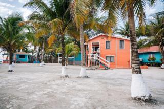 Blue Marlin Beach Resort - Dangriga - 7