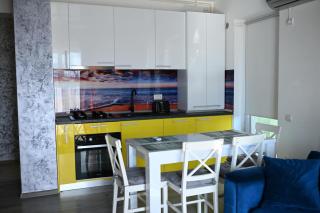 Evo Moonlight by the sea - Mamaia - 9