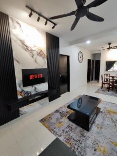 Homestay Temerloh Jaya with Private Pool 3Bedroom 3Aircond 2Water Heater Free High Speed Wi-Fi Netflix - Temerloh - 9