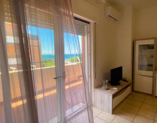 MIRA IL MARE Seaview Apartment - Sunset Lovers' Spot - 50m from the Beach LAVINIO MARE - 0