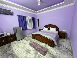 Lavender suite by Indiranagar Metro - Bangalore - 8