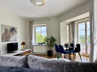 Barbacan Apartments - Old Town Center, Panoramic View & Parking - 2