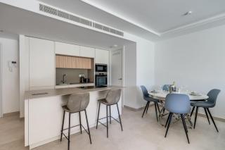 Jade Tower Fuengirola 2BR Perfect Location - Fuengirola - 1
