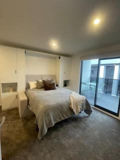 Lovely and Central Studio - Christchurch - 0