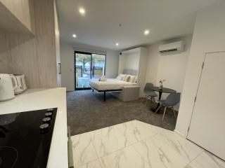 Cityside Studio Apartment - Christchurch - 8