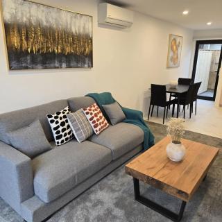 2 Bedroom Haven in Sunnyvale - 6