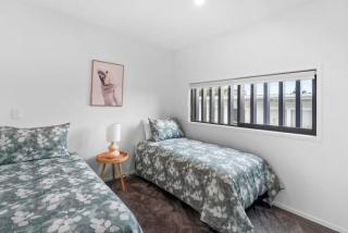 Stunning Bay of Plenty 2 Bed - 2