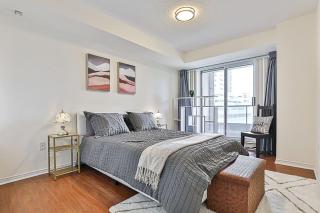 Cozy 1BR Condo with Balcony and Parking - 0