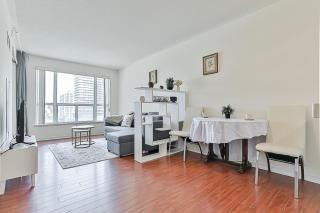 Cozy 1BR Condo with Balcony and Parking - 9