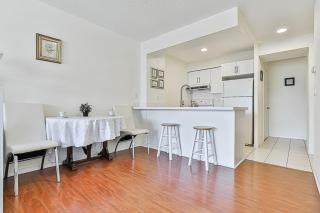 Cozy 1BR Condo with Balcony and Parking - 8