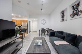 Modern 1BR and 1BA condo near Downtown with City Views - 2