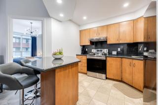 Modern 1BR and 1BA condo near Downtown with City Views - 1