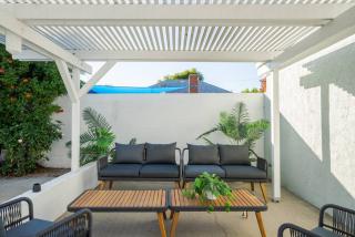 Splash Haven-Heated Pool-Huge Living Area-Sleeps 8 - Long Beach - 7