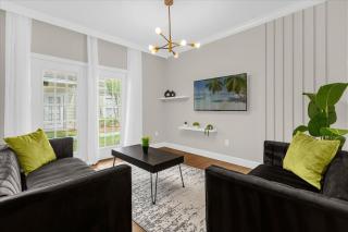 Luxury 4BDR House close to Parks - 0