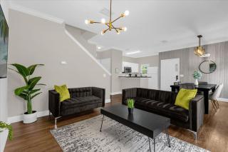 Luxury 4BDR House close to Parks - 8