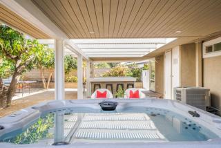 Avengers HQ - Hot Tub - Close to Disney - Parking - 9