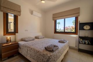 Villa Skandinavia - Modern 3BR Escape with Private Pool & BBQ - 7
