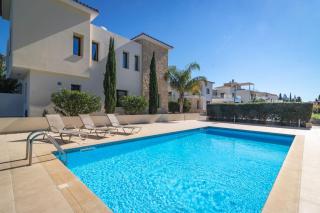 Two bedroom townhouse Flower - Peyia - 8