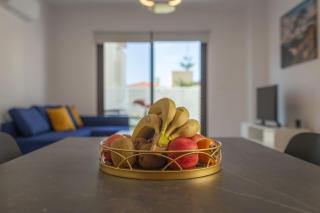 Townhouse Flower - 2BR Coastal Retreat near Coralia Beach - 2