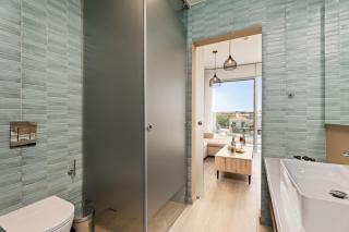 SunnyVillas Suite Mythical GYM Swimming Pool S21 - 2