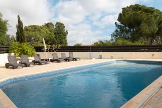 4-bedroom Villa with Heated Pool - Peyia - 2