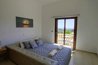 Villa Julia II - Luxury Retreat with Sea & Mountain Views - 9