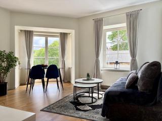 Barbacan Apartments - Old Town Center, Panoramic View & Parking - 7