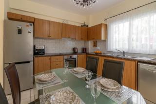 Villa Love - 3BR Romantic Retreat near Coral Bay Beach - 3