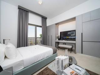 Contemporary Meydan Studio Escape - 7