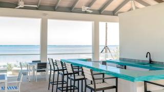 4 Bedroom Cable Beach Condo with Balcony - Nassau - 7