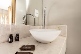 06-Studio encantador em Curitiba - 2