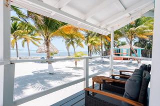 Blue Marlin Beach Resort - Dangriga - 0