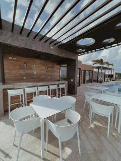 Walking to 5th Ave and the beach - Playa del Carmen - 5