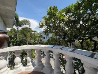 SJLU San Juan Treasures Beach Resort - 4