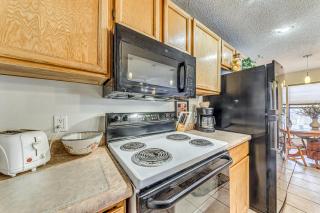 Condo with Hot Tub about 4 Miles to Ruidoso Winter Park! - Ruidoso - 3