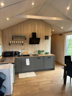 Komfortowe domki nad jeziorem Sztabinki - 9