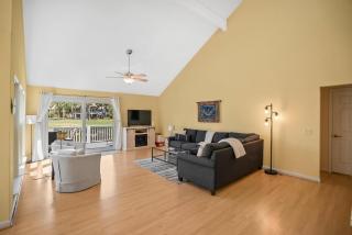 Beautifully maintained 3-Bed, 3-Bath Home offers Comfort & Privacy - Fripp Island - 2