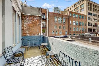 Opulence at The Square - 9