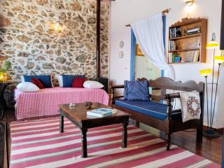 ELEGEO rockhouse - Agia Marina - 2