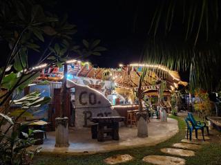 eco trekking lodge, Bar & jungle tour's - Bukit Lawang - 0